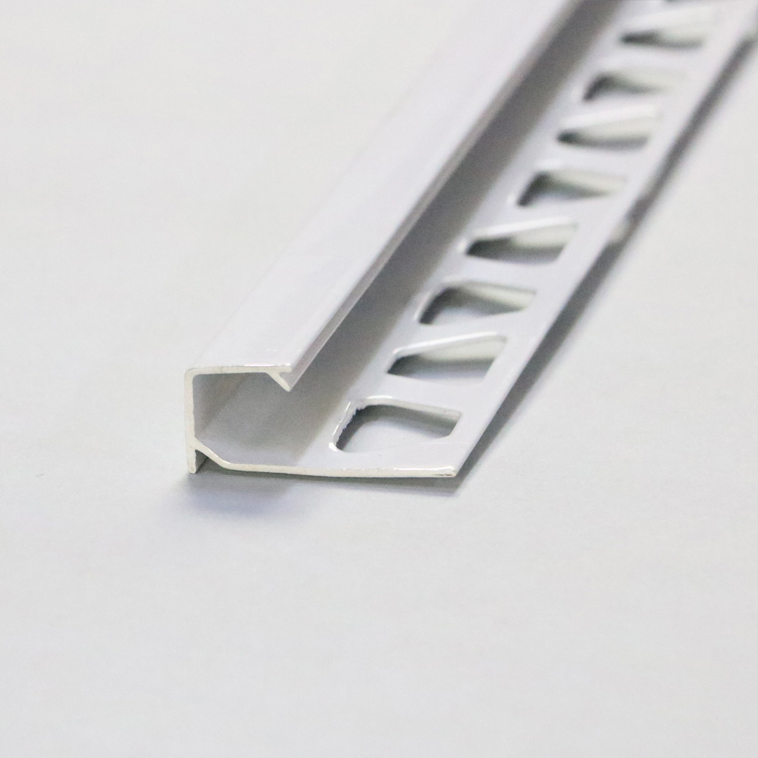 سفید.jpg42025_05_13