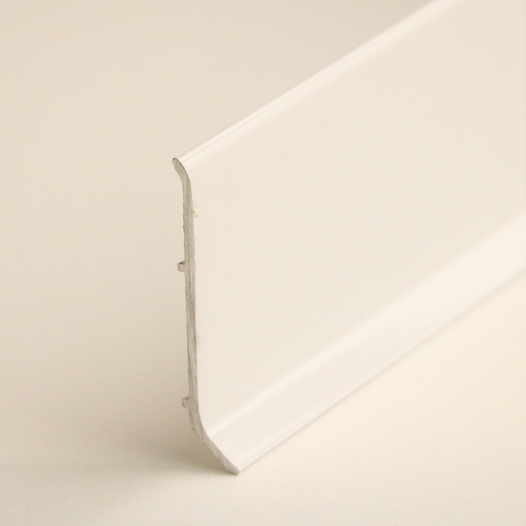 سفید.jpg502025_06_01