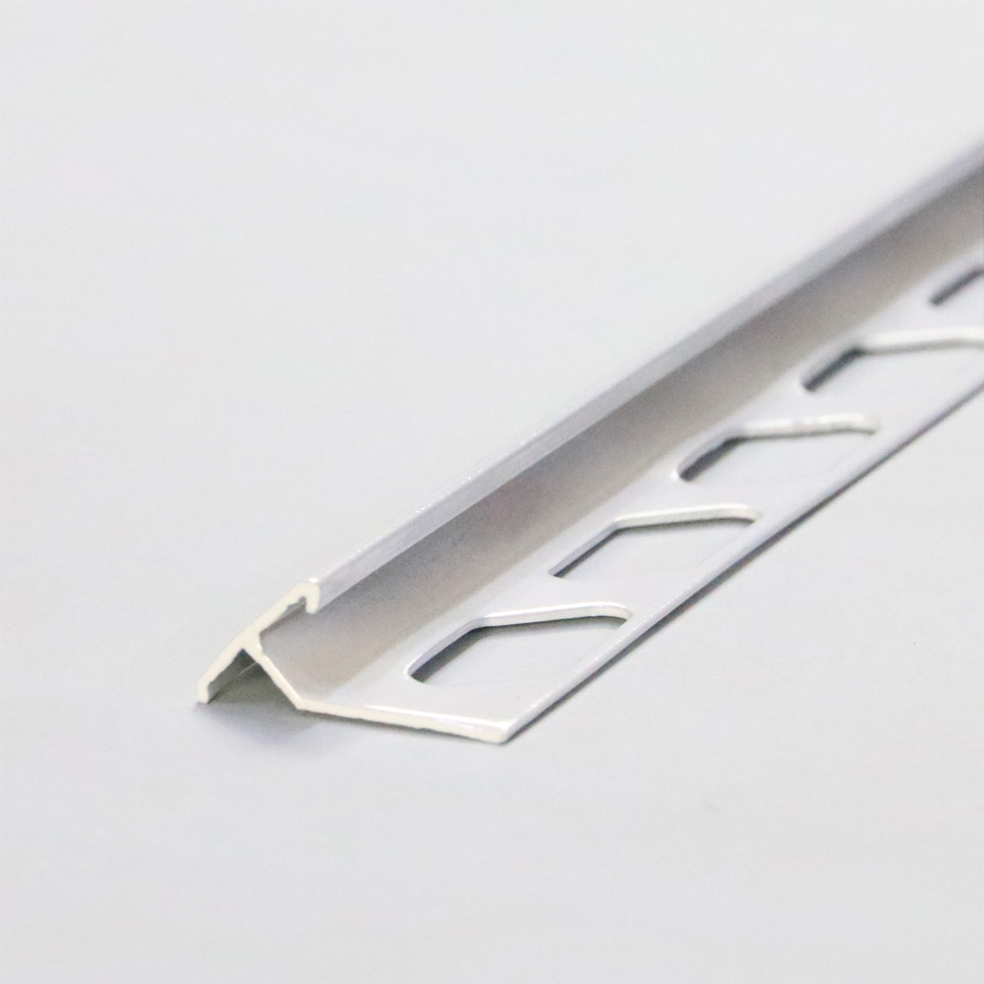 سفید.jpg72025_05_08