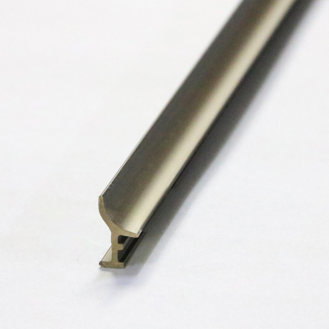 شامپاینی.jpg172025_05_13