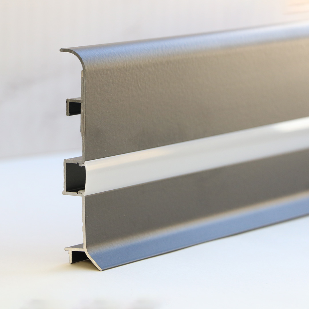 مشکی.jpg562025_06_02